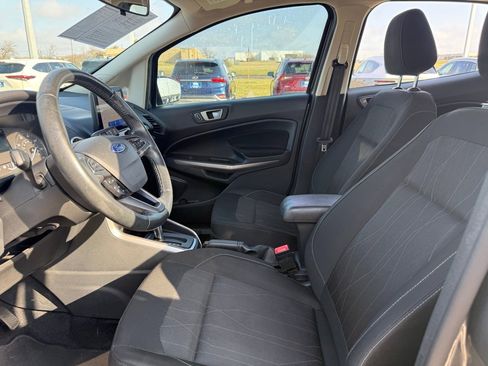 Used 2020 Ford EcoSport SE w/ SE Convenience Package image 10