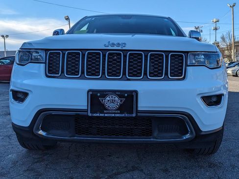 Used 2021 Jeep Grand Cherokee Limited AWD/4WD image 4