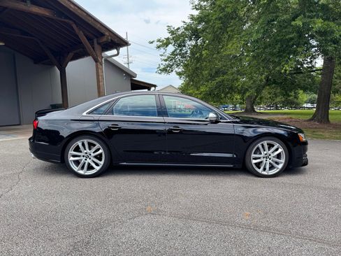 Used 2017 Audi S8 Plus AWD/4WD image 5