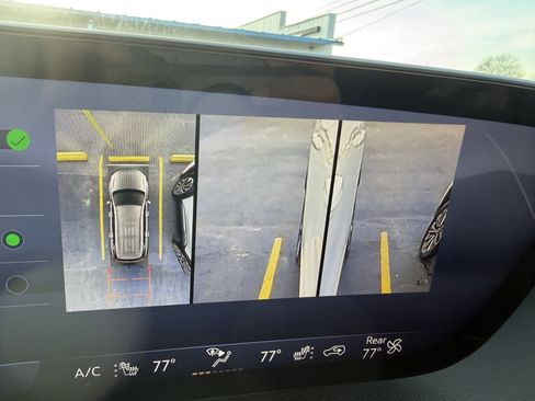 Used 2025 Buick Enclave Preferred image 21