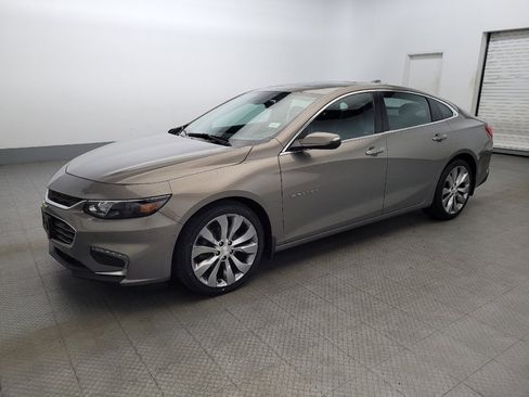 Used 2017 Chevrolet Malibu Premier w/ Premier Sun and Wheel Package image 2
