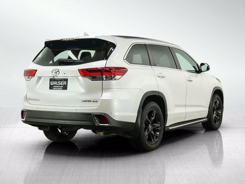 Used 2019 Toyota Highlander Limited Platinum AWD/4WD image 6
