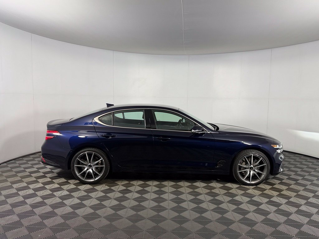 Used 2026 Genesis G70 2.5T RWD image 5