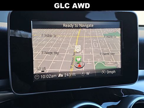 Used 2017 Mercedes-Benz GLC 300 4MATIC image 26