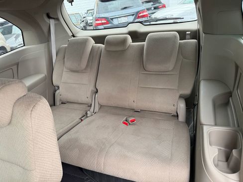 Used 2016 Honda Odyssey EX image 32