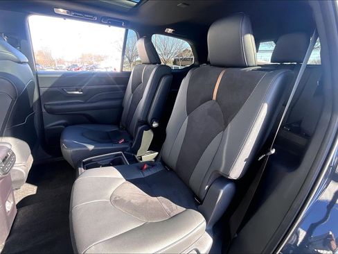 Used 2026 Toyota Grand Highlander Hybrid MAX Platinum image 31