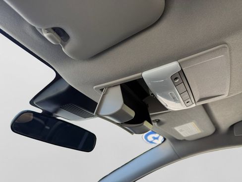 Certified 2025 Nissan Sentra SV w/ All-Weather Package FWD image 27