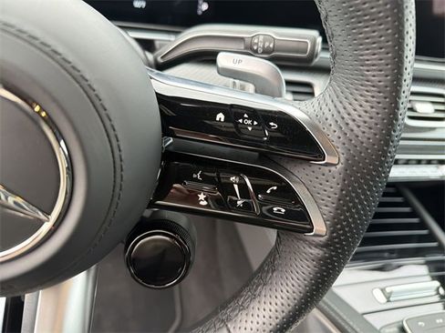 Used 2024 Mercedes-Benz GLS 63 AMG 4MATIC image 18