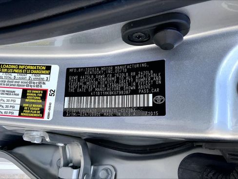 Used 2019 Toyota Camry SE FWD image 35