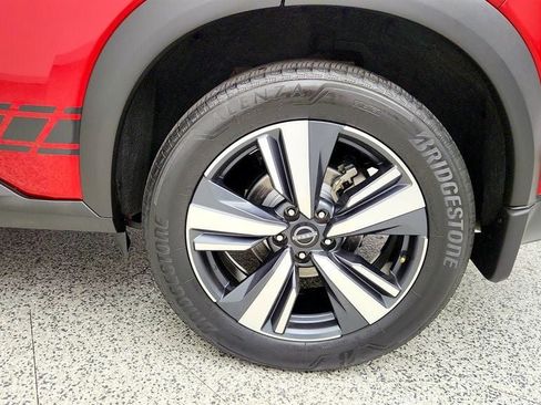 Used 2023 Nissan Rogue SL w/ SL Premium Package FWD image 9