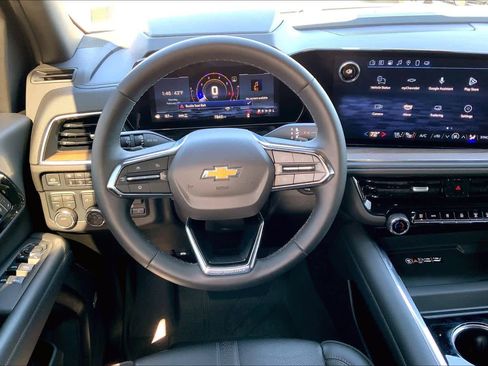 Used 2025 Chevrolet Tahoe High Country w/ Sun And Tow Package image 7