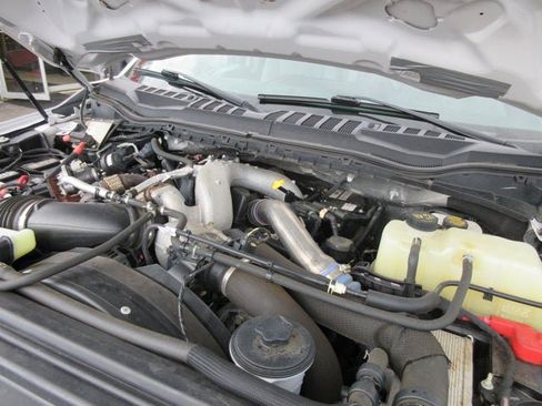 Used 2021 Ford F550 4x4 SuperCab Super Duty image 42