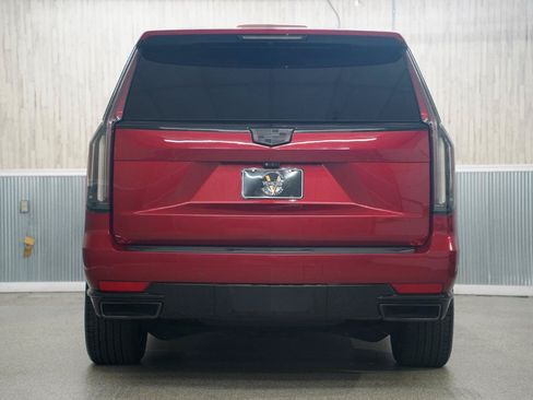 Used 2021 Cadillac Escalade Sport w/ Driver Assist Tech Package AWD/4WD image 9