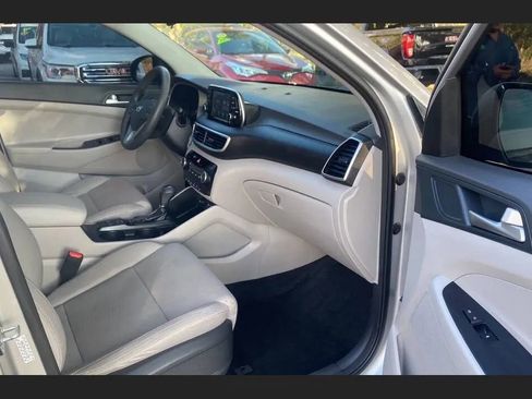 Used 2020 Hyundai Tucson Value image 3