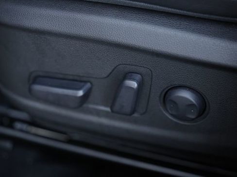 Used 2023 Hyundai Kona Limited image 22