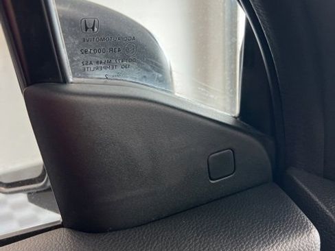 Used 2022 Honda Pilot TrailSport image 40