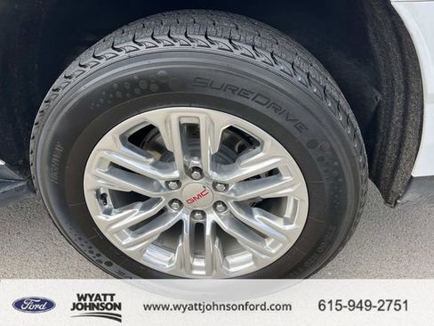 Used 2024 GMC Yukon SLT RWD image 11