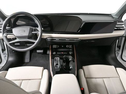 New 2025 Audi A5 2.0T Prestige image 19