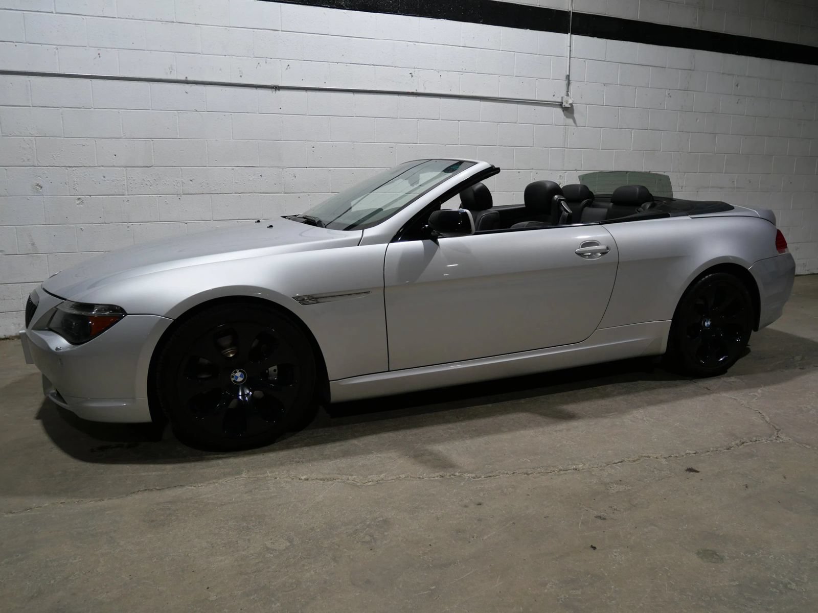 Used 2005 BMW 645Ci Convertible RWD image 7