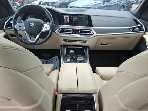 Used 2022 BMW X7 xDrive40i w/ Premium Package AWD/4WD image 11