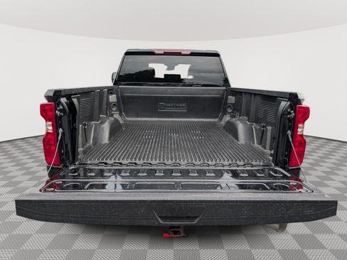 Used 2025 Chevrolet Silverado 2500 LT w/ Convenience Package AWD/4WD image 13