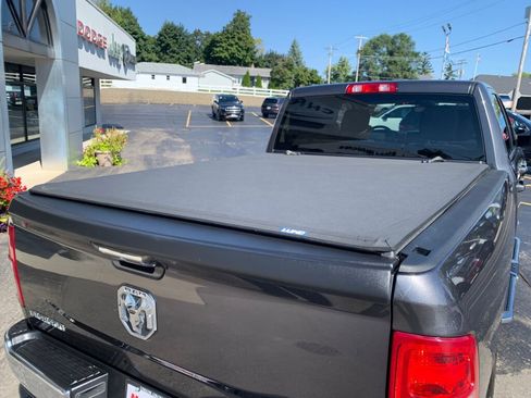 Used 2019 RAM 2500 Big Horn image 12