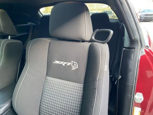 Used 2020 Dodge Challenger SRT Hellcat image 30