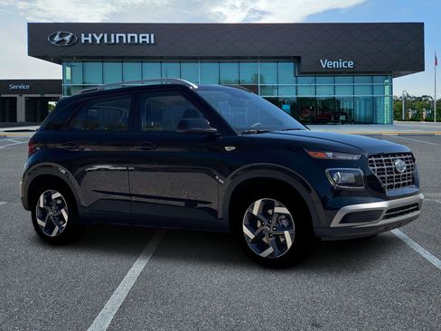 New 2026 Hyundai Venue SEL FWD image 10
