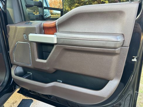 Used 2019 Ford F250 King Ranch w/ King Ranch Ultimate Package image 26