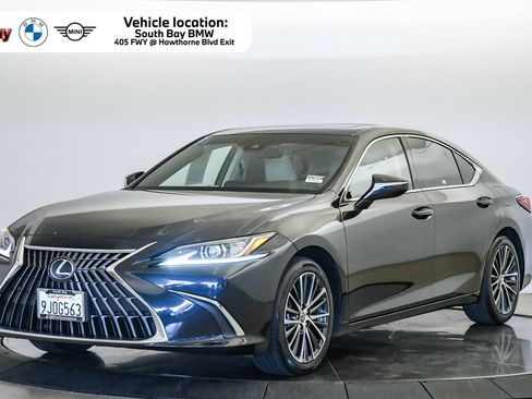 Used 2024 Lexus ES 350 w/ Premium Package FWD image 1
