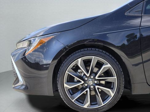 Used 2019 Toyota Corolla XSE FWD image 29