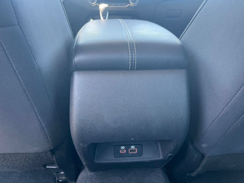 Used 2025 Nissan Altima 2.5 SV FWD image 22