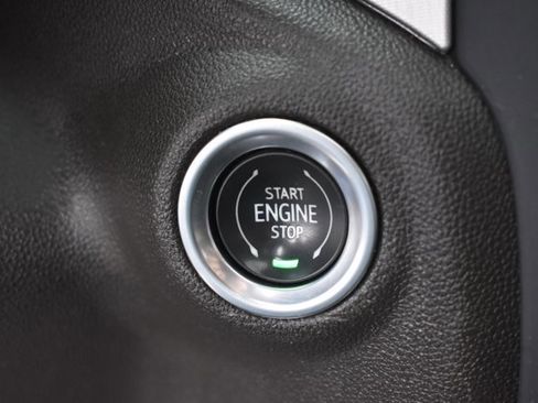 Used 2022 GMC Sierra 1500 SLT w/ SLT Premium Plus Package image 31