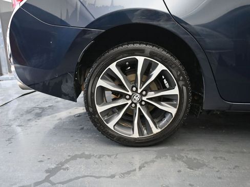 Used 2017 Toyota Corolla XSE image 9