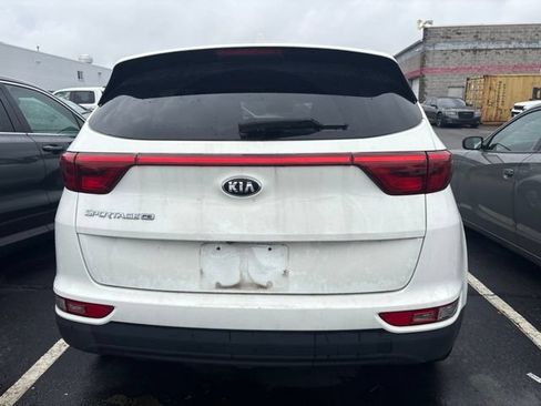 Used 2017 Kia Sportage LX w/ LX Popular Package FWD image 18