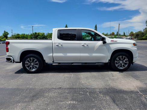 Certified 2025 Chevrolet Silverado 1500 RST AWD/4WD image 4