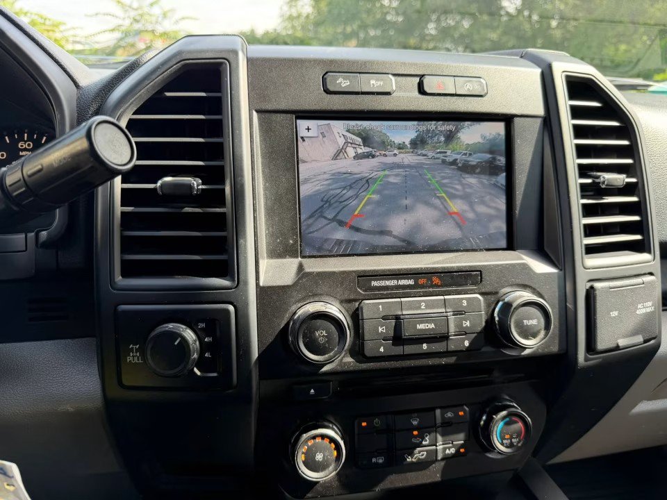 Used 2018 Ford F150 XL w/ Equipment Group 101A Mid AWD/4WD image 32