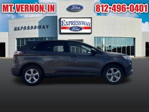 Used 2020 Ford Edge SE FWD image 4