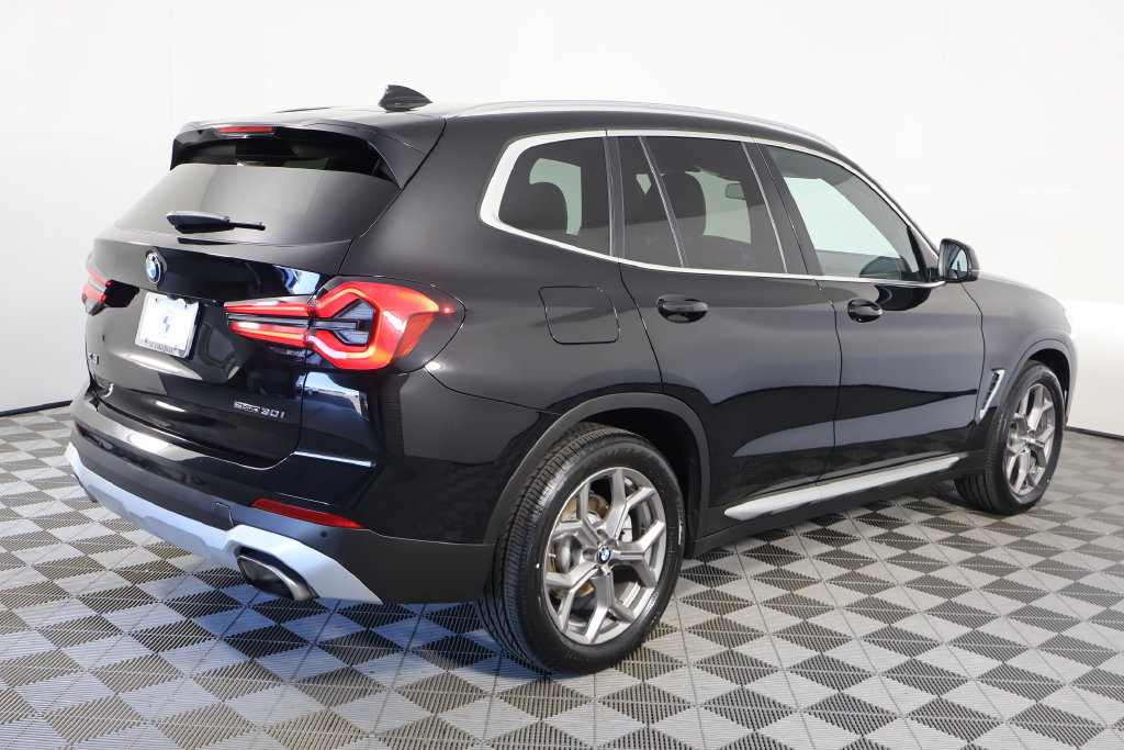Certified 2023 BMW X3 sDrive30i w/ Convenience Package w/ZPA RWD image 4