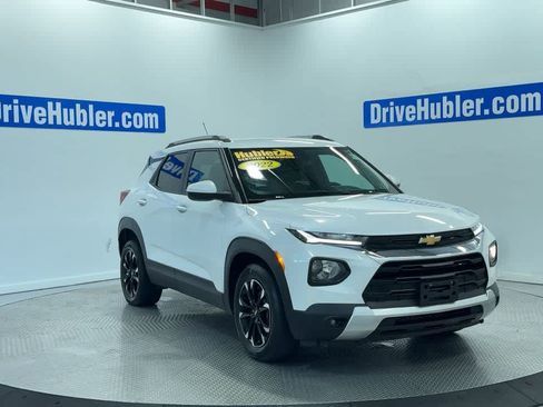 Used 2022 Chevrolet TrailBlazer LT FWD image 3