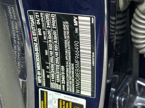 Used 2021 Mercedes-Benz GLC 300 4MATIC image 27