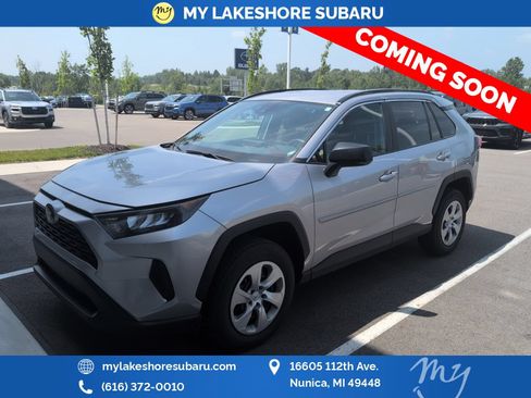 Used 2020 Toyota RAV4 LE w/ All Weather Liner Package AWD/4WD image 3