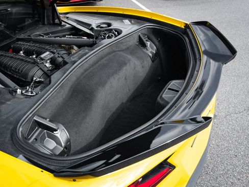 Used 2026 Chevrolet Corvette Z06 RWD image 33