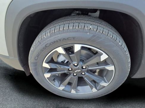 New 2026 Chevrolet Equinox RS w/ Safety and Technology Package FWD image 31