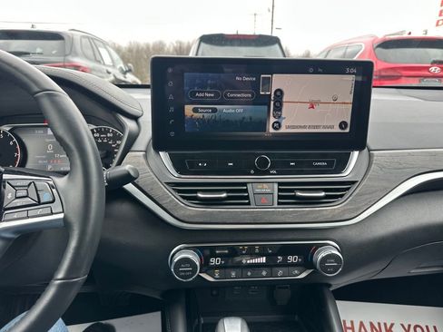 Certified 2025 Nissan Altima 2.5 SL image 30