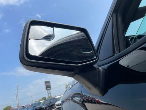 Used 2023 Chevrolet Silverado 1500 LT AWD/4WD image 14