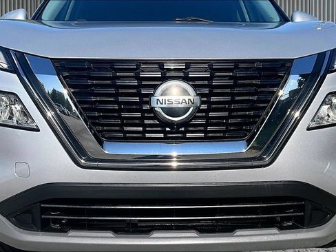 Used 2021 Nissan Rogue SV FWD image 29