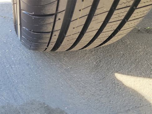 Certified 2023 Nissan Rogue SV image 27