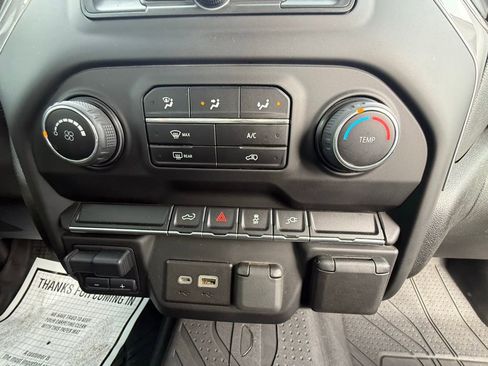 Used 2022 Chevrolet Silverado 2500 Custom w/ Custom Value Package image 25