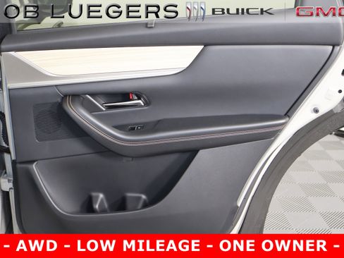 Used 2025 MAZDA CX-90 Plug-In Hybrid w/Premium Sport image 16